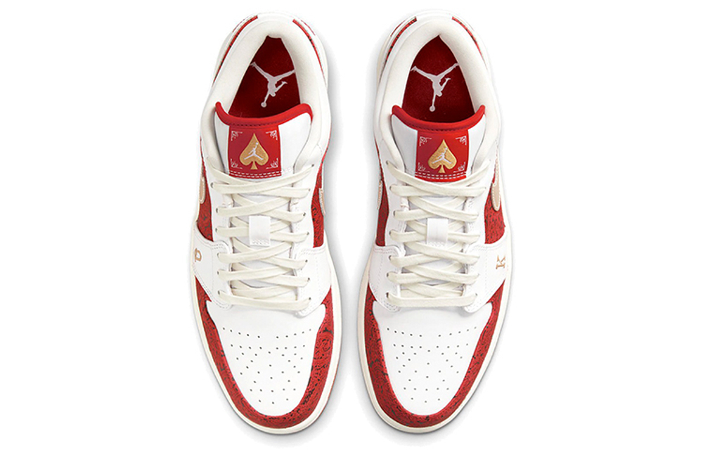 Air Jordan 1 Low Se 'Spades'