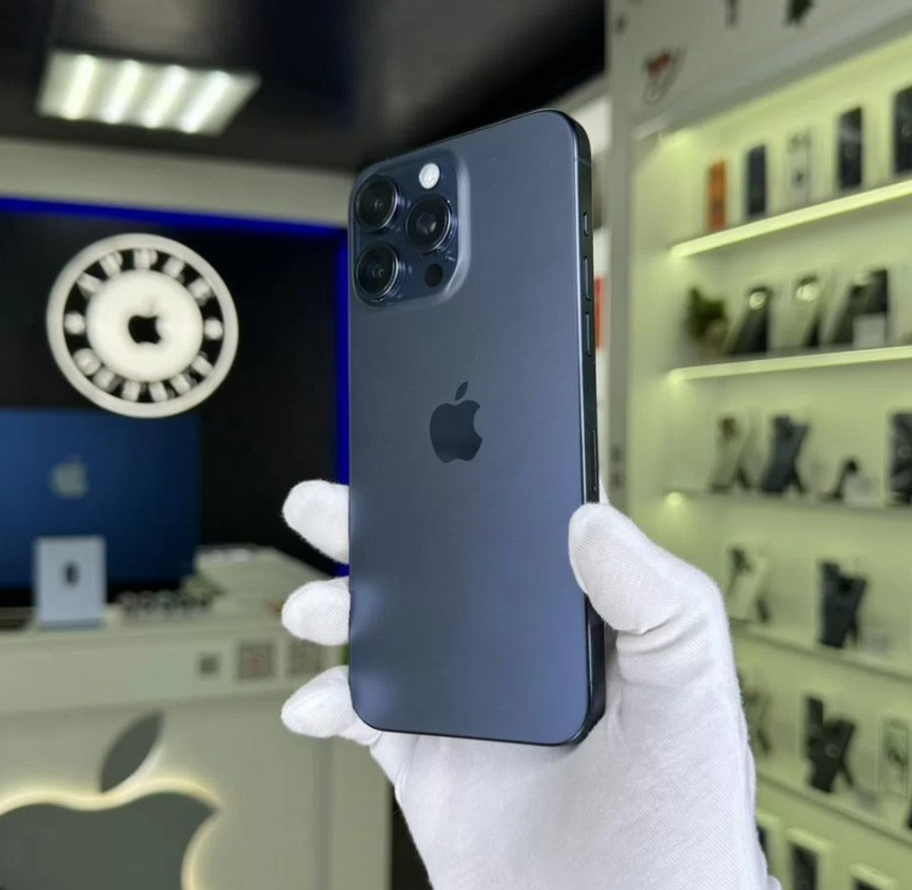 iPhone 15 Pro Max, 256 ГБ б/у