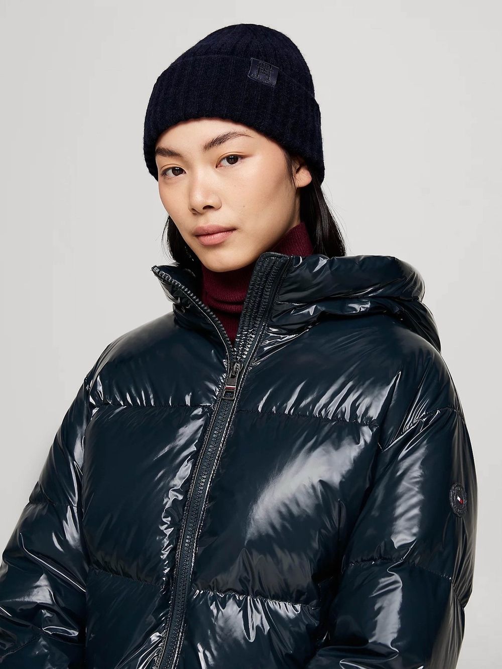 Шапка женская TOMMY HILFIGER
