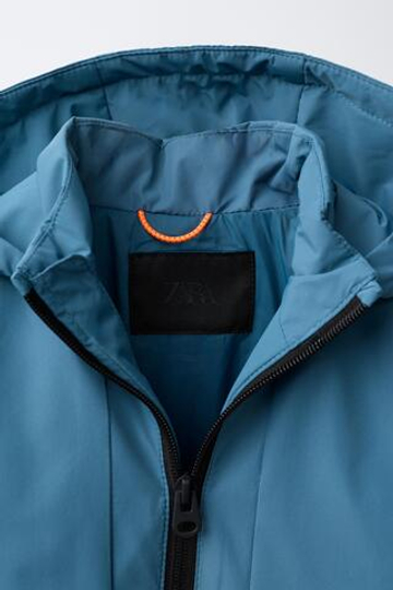 ZARA ТЕХНОЛОГИЧНЫЙ ДОЖДЕВИК WATER REPELLENT, СВЕТЛО-НЕФТЯНОЙ