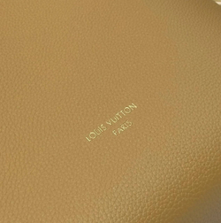 Бежевая сумка Louis Vuitton Multipass