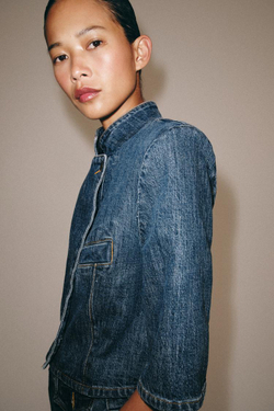 ZARA УКОРОЧЕННЫЙ ДЖИНСОВЫЙ БЛЕЙЗЕР ZW COLLECTION, СИНИЙ