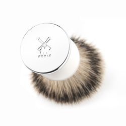 Помазок MUEHLE SOPHIST, барсучий ворс высшей категории Silvertip, фарфор, размер L (93 P 84)