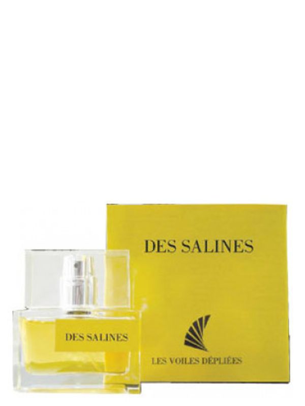 Les Voiles Depliees Des Salins