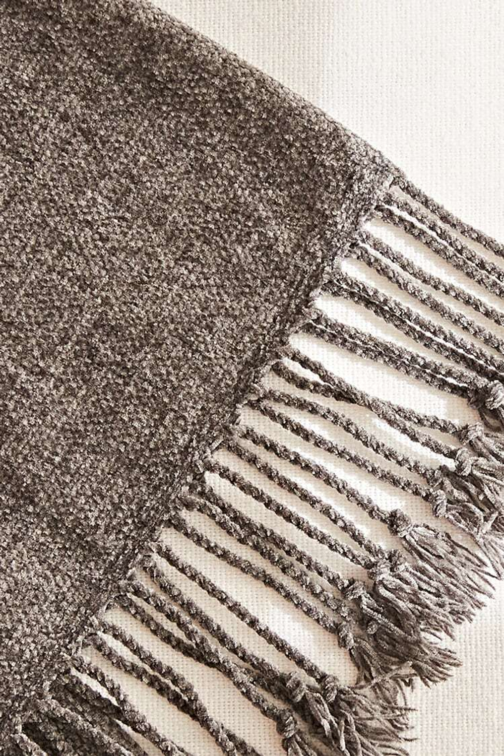 ZARA HOME МЯГКОЕ ПОКРЫВАЛО С БАХРОМОЙ, ТЕМНО-СЕРЫЙ