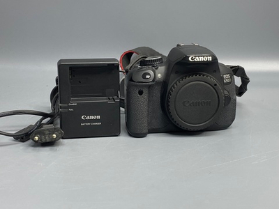 Фотоаппарат Canon EOS 650D 72.000 кадров