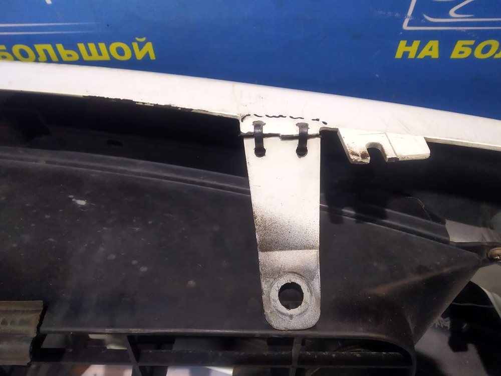 Бампер передний MITSUBISHI LANCER 2005-2010