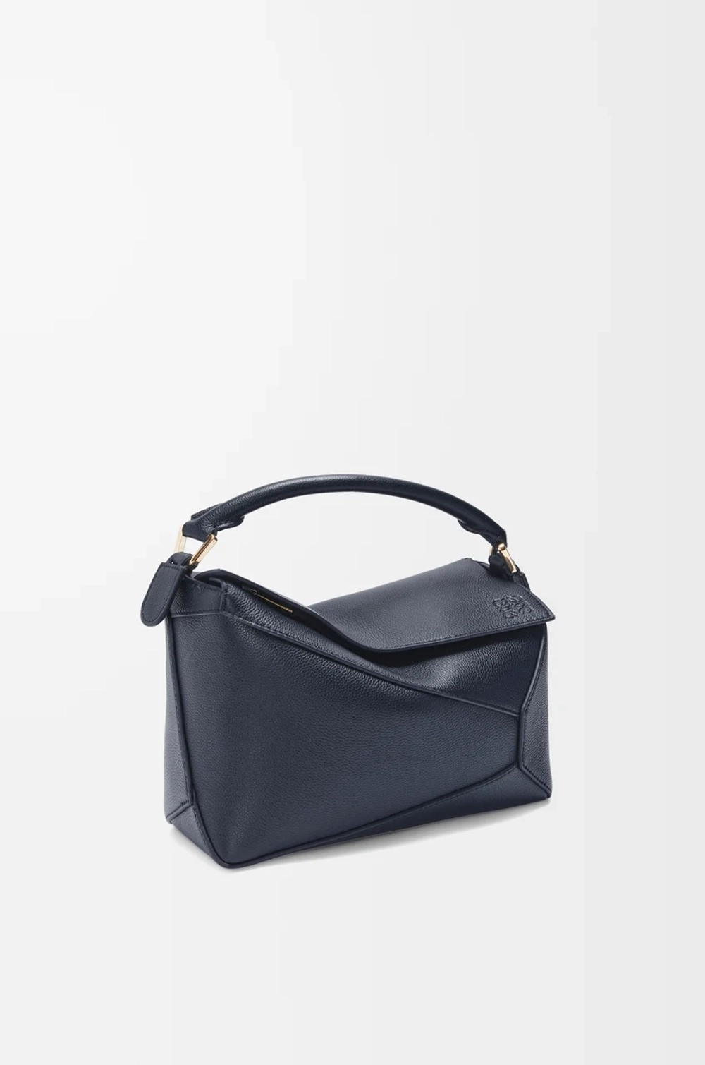 Loewe Маленькая сумка Puzzle Edge из мягкой зернистой телячьей кожи, темно-синий