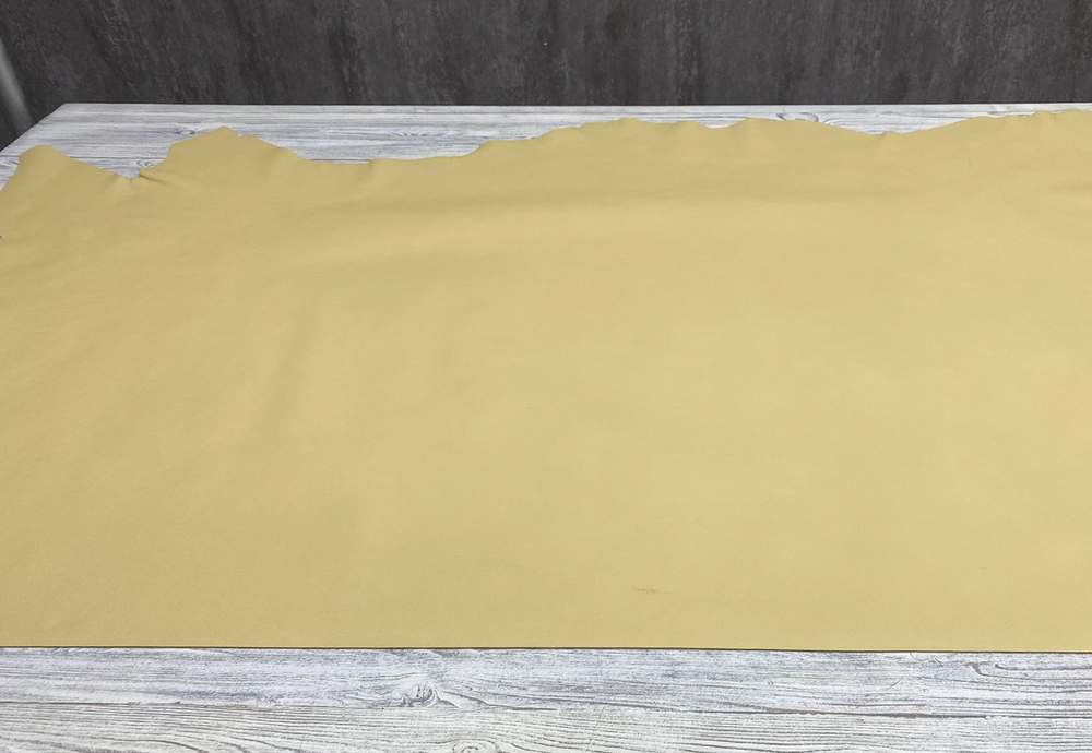 Натуральная кожа Elliot Ceylon Yellow текстура крупный план