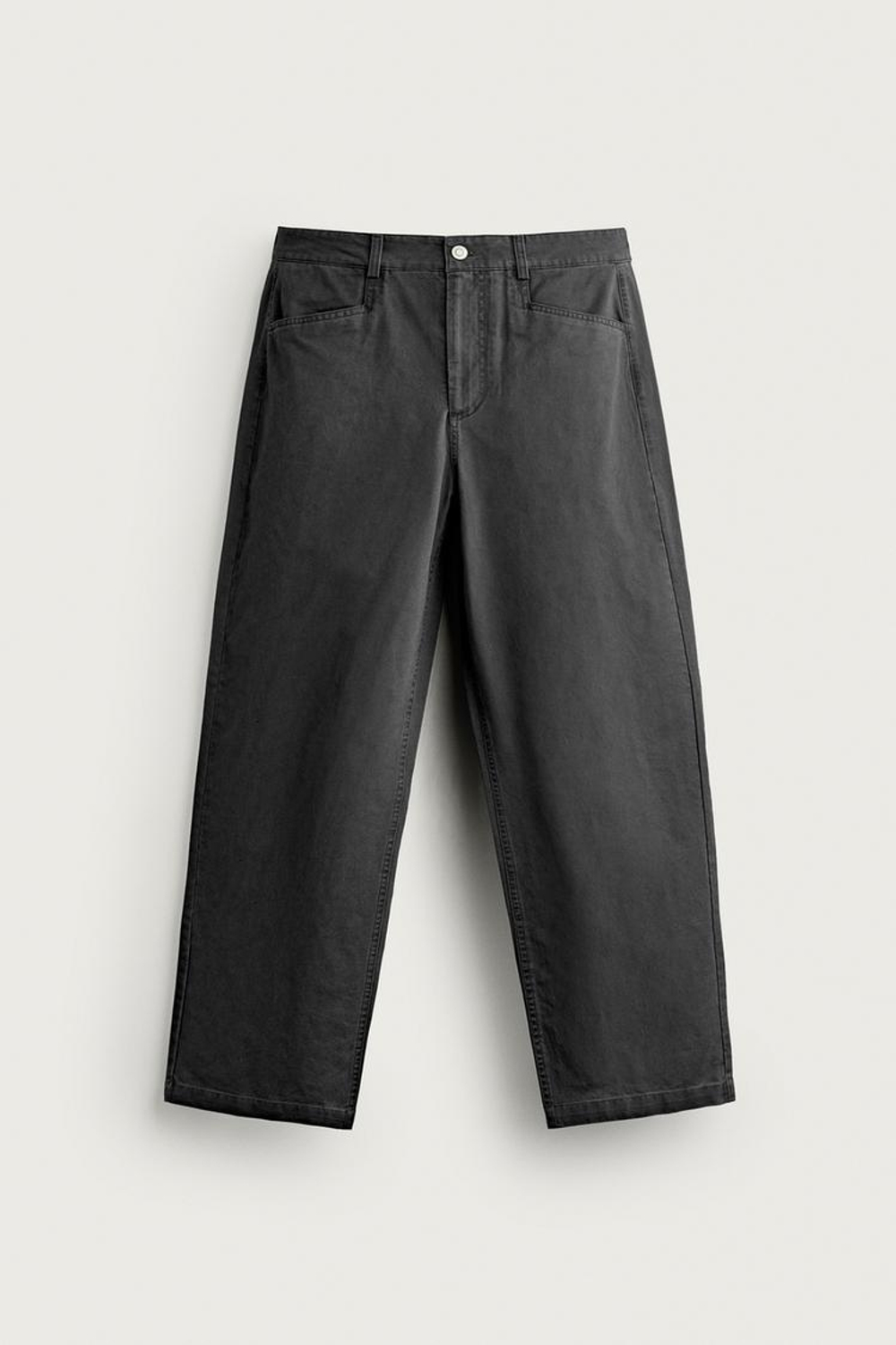 ZARA БРЮКИ ЧИНОС STRAIGHT FIT С ЭФФЕКТОМ ВАРКИ, СЕРЫЙ