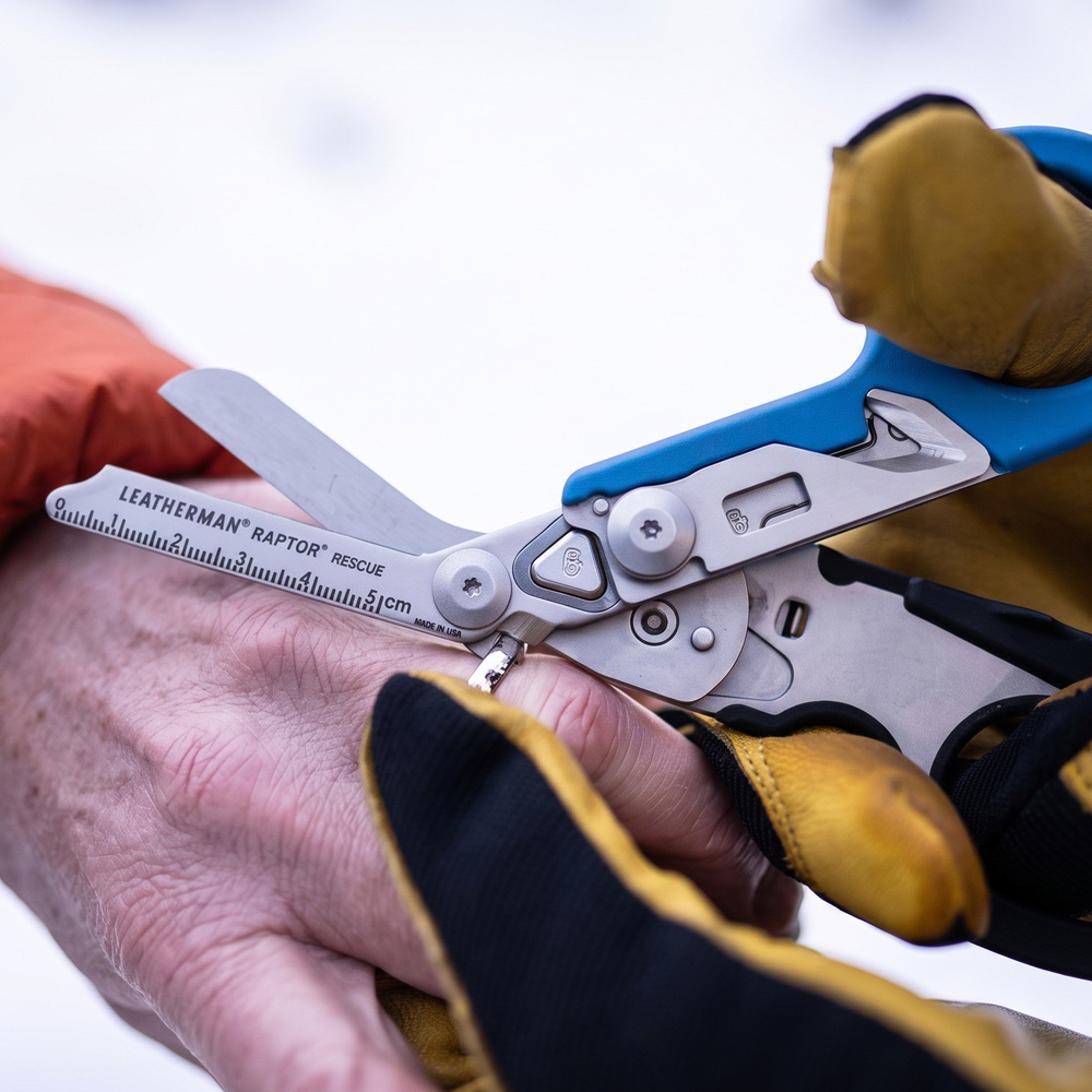 Ножницы-мультитул Leatherman Raptor Rescue Black