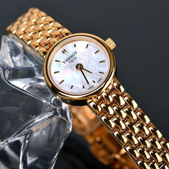 Женские часы Tissot T058.009.33.111.00 Lovely