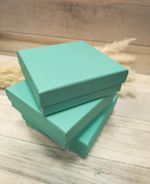 Подарочная коробка из крафт бумаги 9 х 9 см, бирюзовая