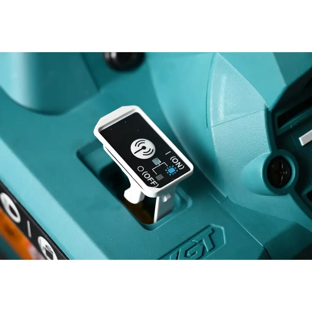 Аккумуляторная торцовочная пила Makita LS004GZ01