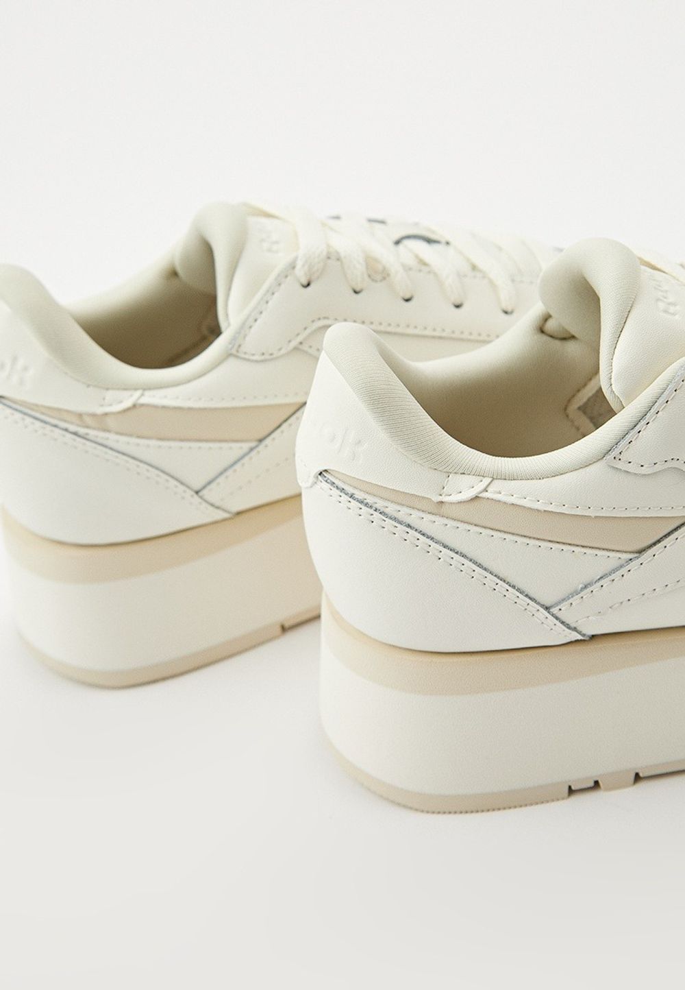 Кроссовки женские REEBOK CLASSIC LEATHER TRIPLE LIFT