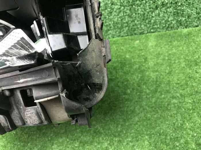 Фара правая BMW 7er G11 G12 (2019-2022) LED