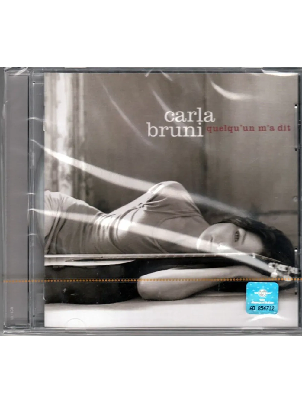 Carla Bruni — Quelqu'Un M'A Dit