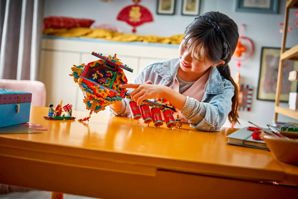 Конструктор LEGO 80118 Fortune Firecracker