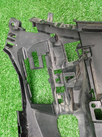 Кронштейн переднего бампера RH BMW 7er G11 (19-22)
