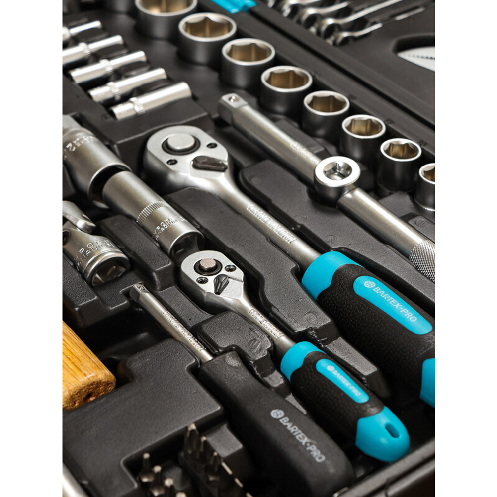 Набор слесарных инструментов Bartex, 1/2", 1/4", CrV сталь, кейс, 76 пр, шт