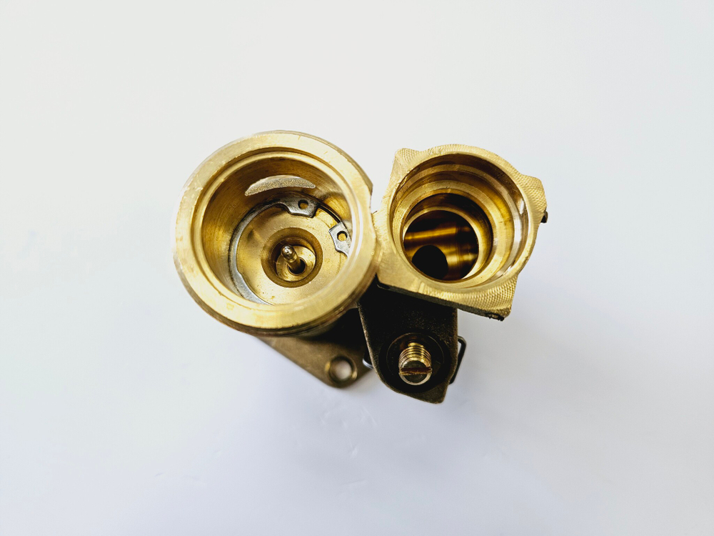3-ходовой клапан (под черный мотор, без мотора) VAILLANT AtmoTEC/TurboTEC (арт. 0020132682, 178978)