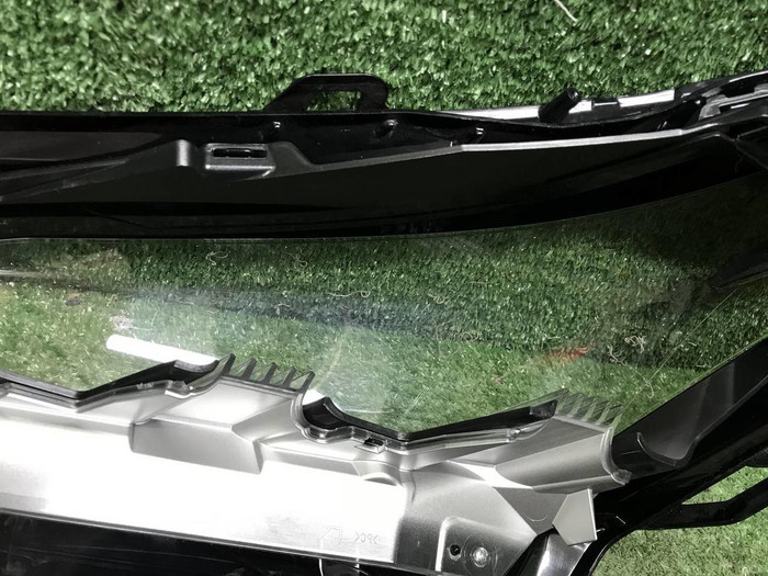 Стекло фары правое Lexus NX 1 (2014-2017) Full LED