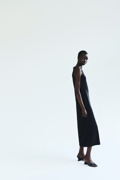 Платье с вырезом «лодочка» — без рукавов - H&M