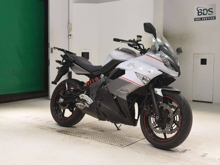 Kawasaki Ninja 400R 2013