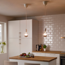 IKEA SUNNEBY  (ИКЕА СУННЕБЙ)  -  Патрон с кабелем - белый текстиль 1,8 м