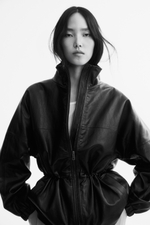 Куртка оверсайз с высоким воротником и кулиской на талии - H&M