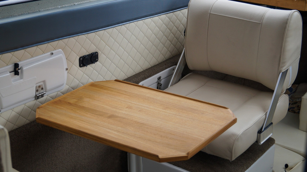 Алюминиевая лодка BERKUT Active Cabin
