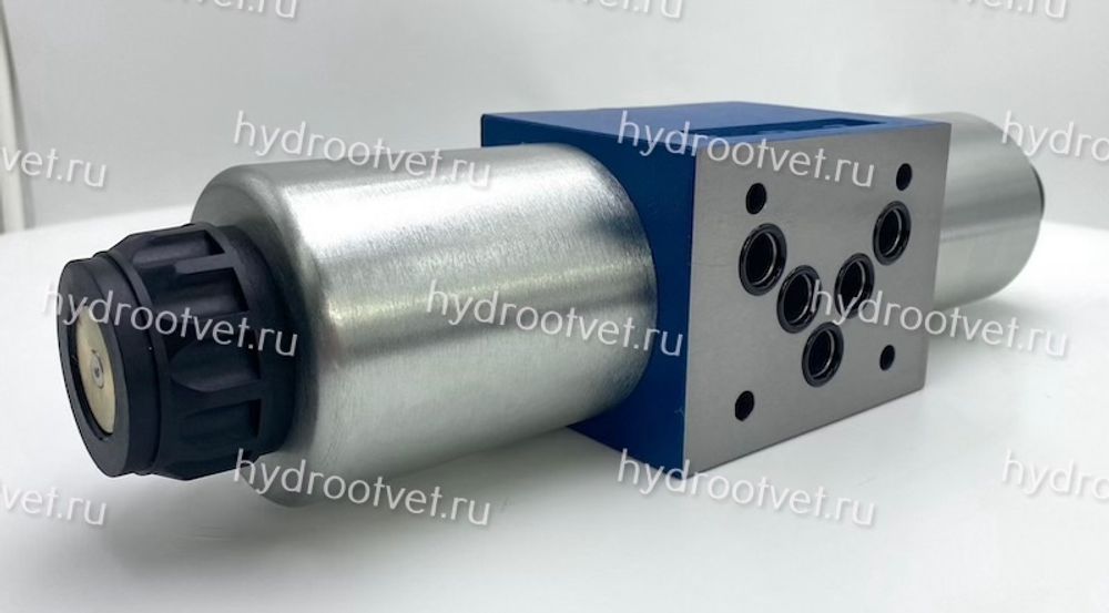 4WE10M31/CG24N9K4 - Гидрораспределитель золотниковый Ду 10 с электроуправлением G24, схема M (24), возврат - пружинный