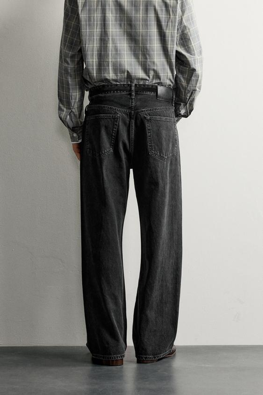 ZARA ДЖИНСЫ LOOSE FIT В ПОЛОСКУ, ЧЕРНЫЙ