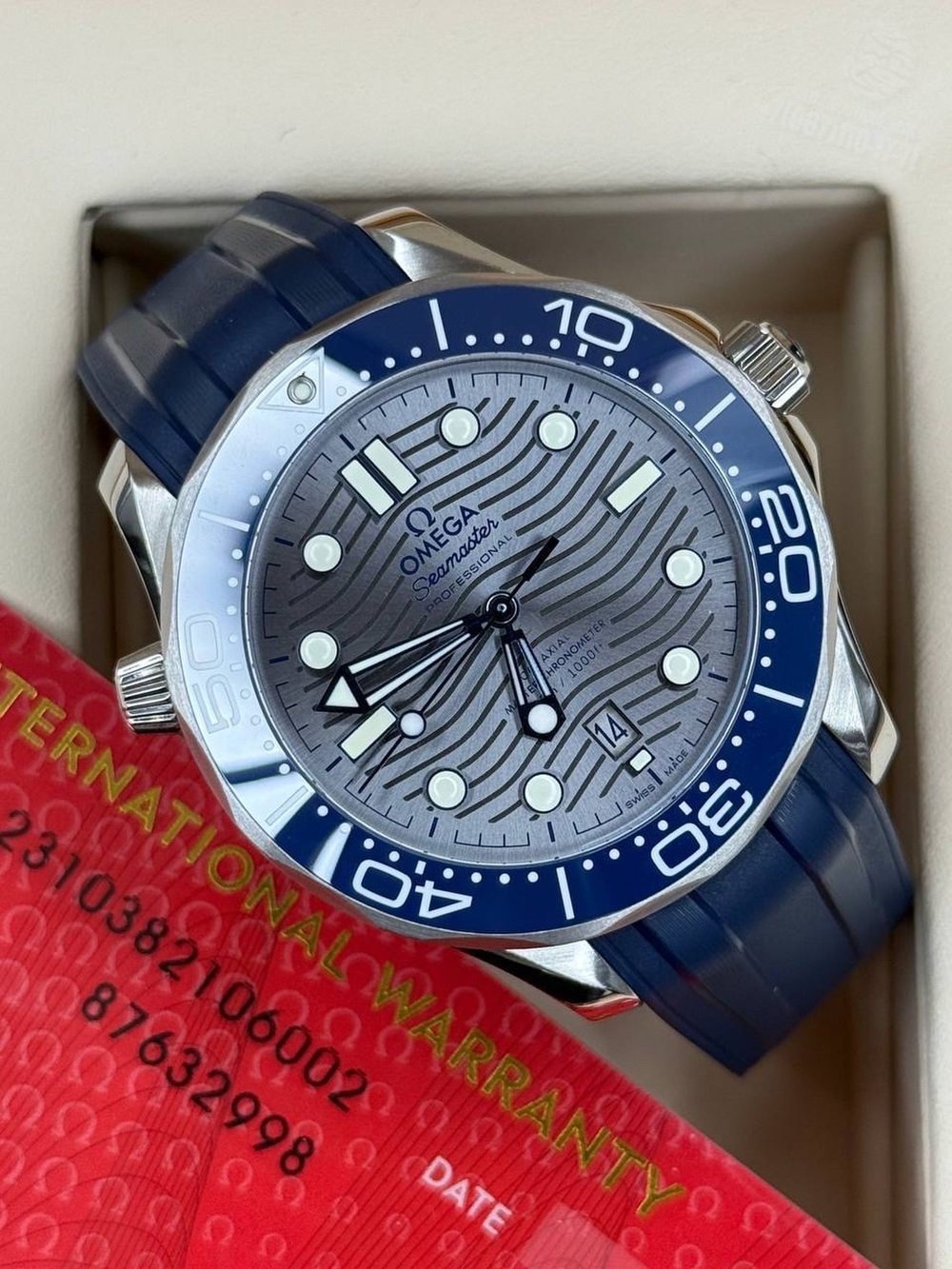 Часы Omega Seamaster Diver