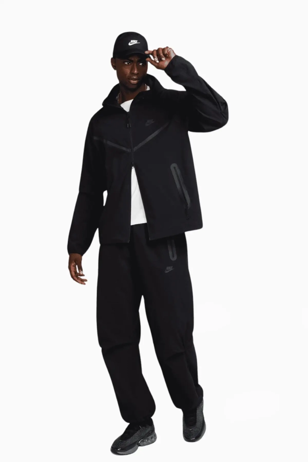 Куртка Nike Sportswear Tech - черный