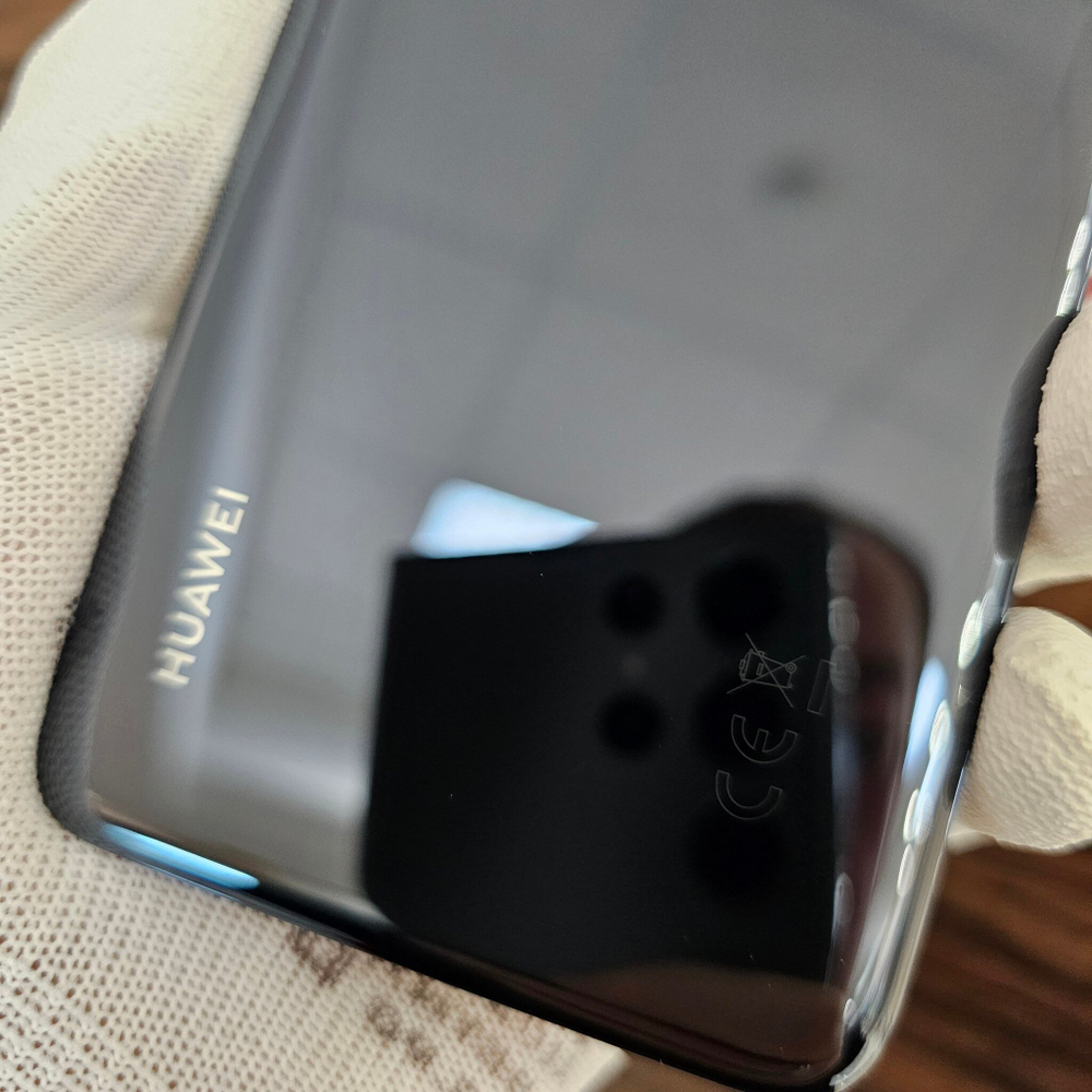 Крышка для Huawei P20 Pro (заднее стекло) "Премиум качество" цвет: чёрный