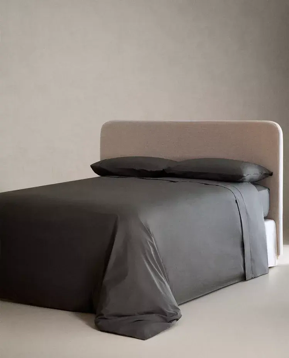 ZARA HOME ПРОСТЫНЯ ИЗ ПЕРКАЛЯ (КОЛИЧЕСТВО НИТЕЙ 300), СЕРЫЙ