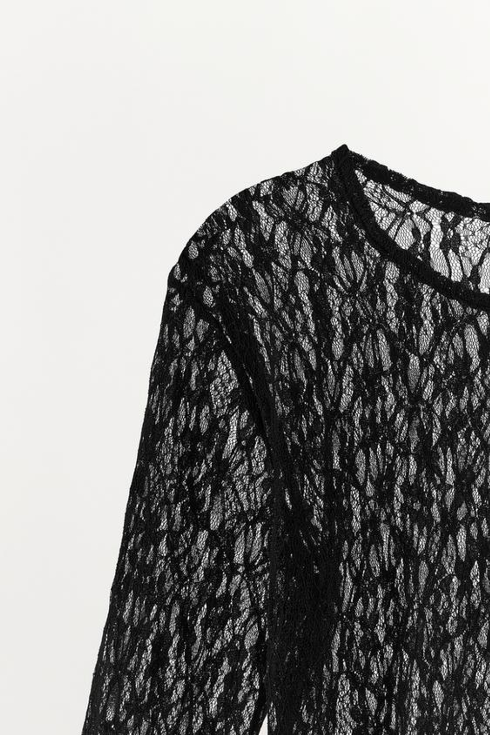 ZARA КРУЖЕВНОЙ ТОП С РУКАВАМИ-КОЛОКОЛАМИ, ЧЕРНЫЙ