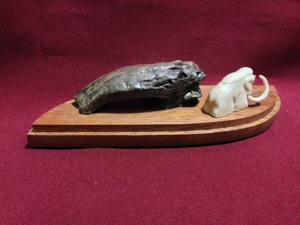 Мамонт, сувенир - миниатюра из кости