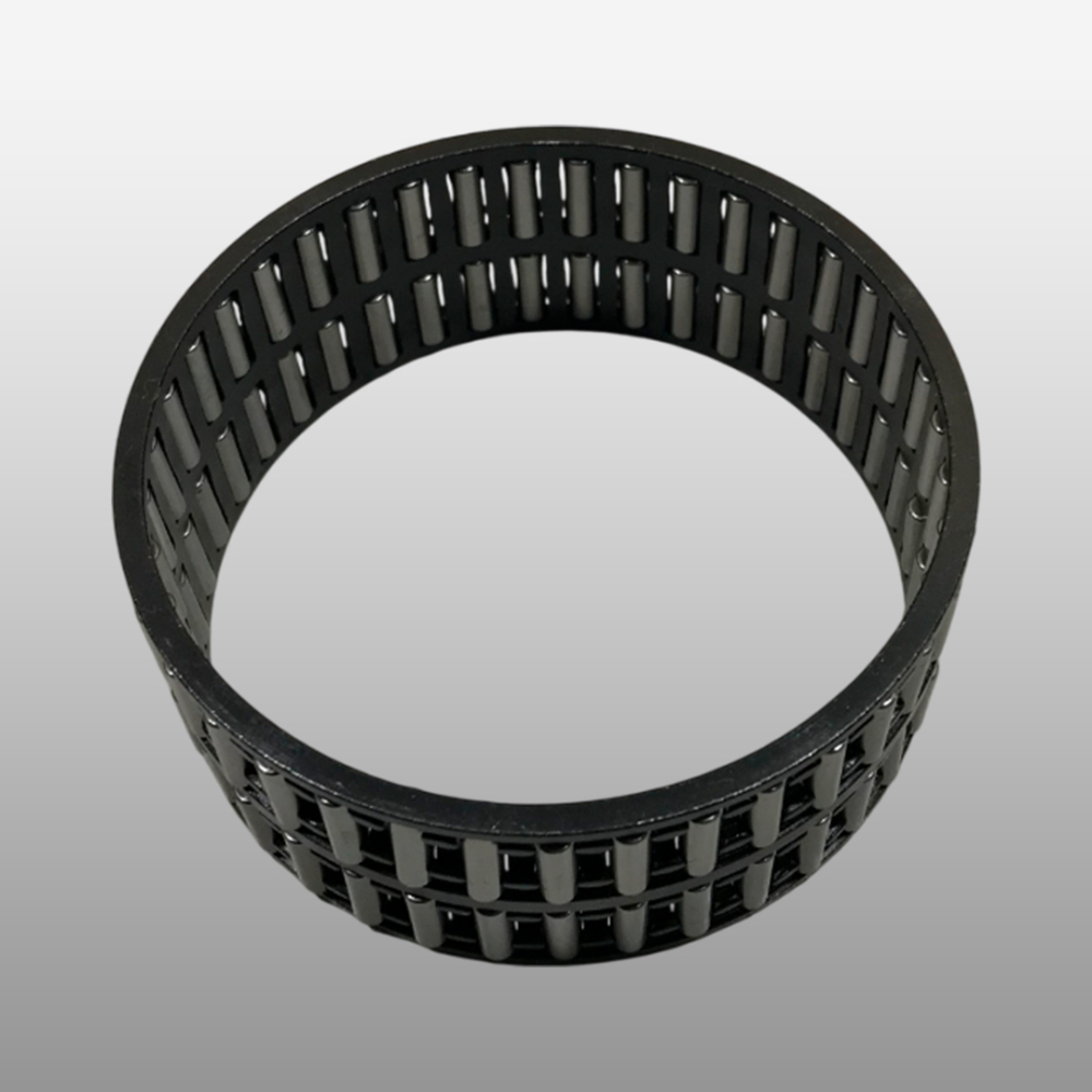 K808835 - Подшипник игольчатый шестерни заднего хода на КПП