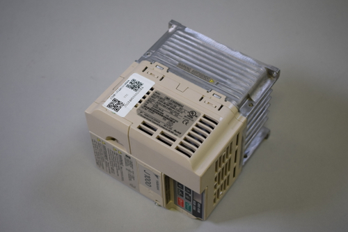 YASKAWA CIMR-JC4A0004BAA