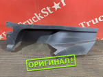 Накладка корпуса подножек левая