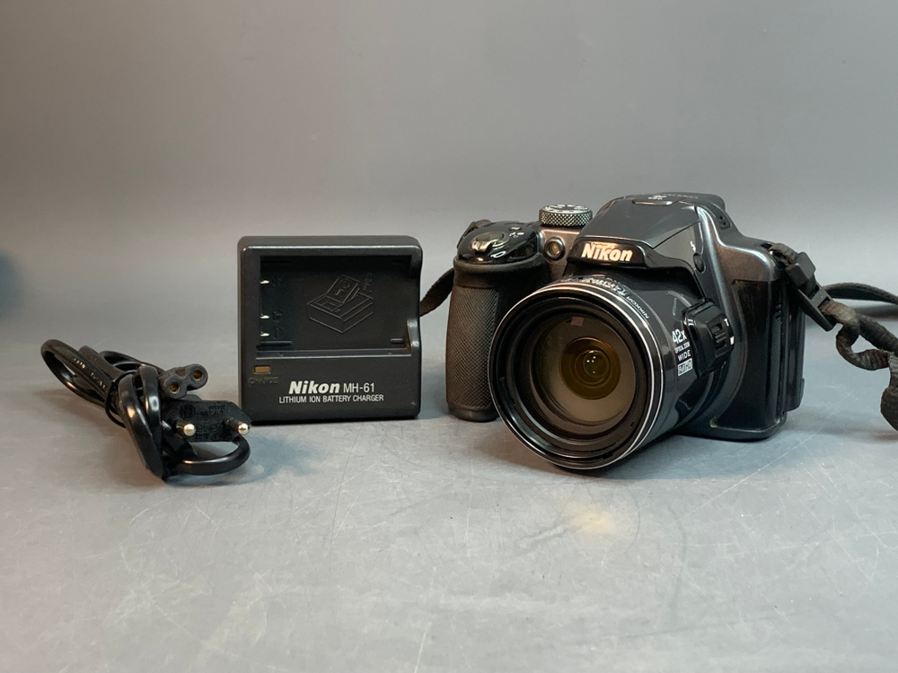 Nikon Coolpix P520
