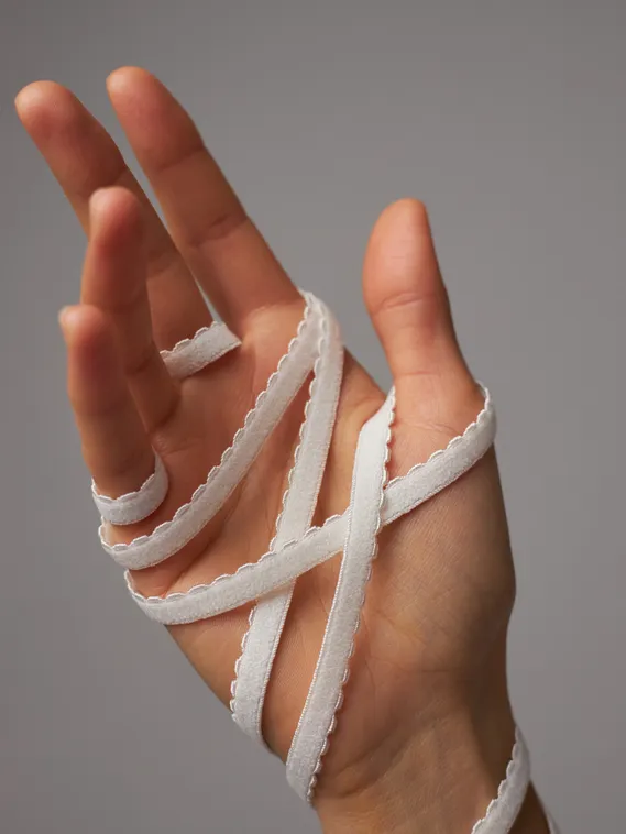 004 641/8 ОПТ Резинка отделочная Lauma Fabrics, 8 мм, айвори 004
