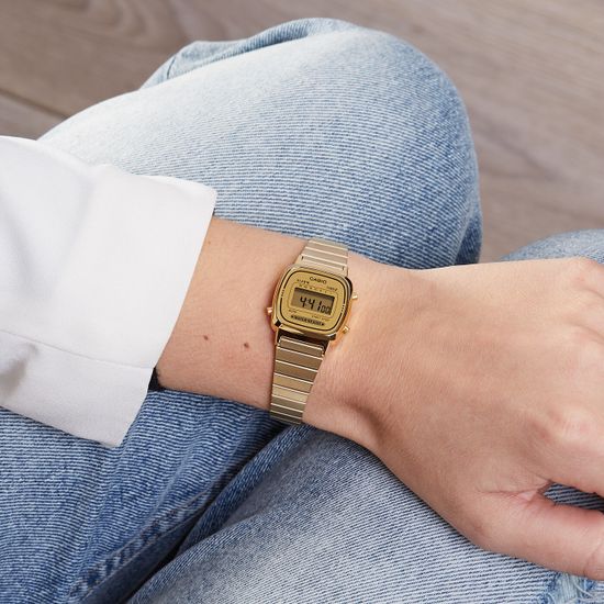 Наручные часы Casio LA670WEGA-9E