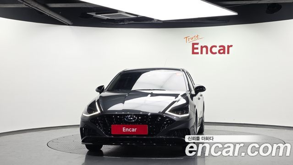 Hyundai Sonata 2.0 — 2022