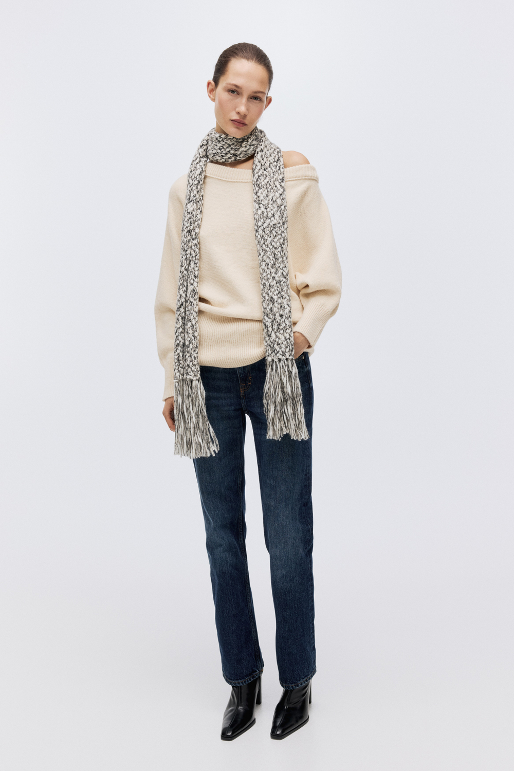 Свитер на одно плечо - H&M