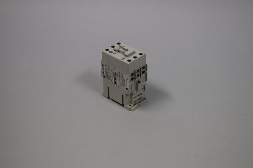 ALLEN-BRADLEY 100-C30E00