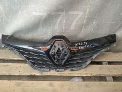 Решетка радиатора Renault Kaptur 16-21 Б/У Оригинал 623103985R