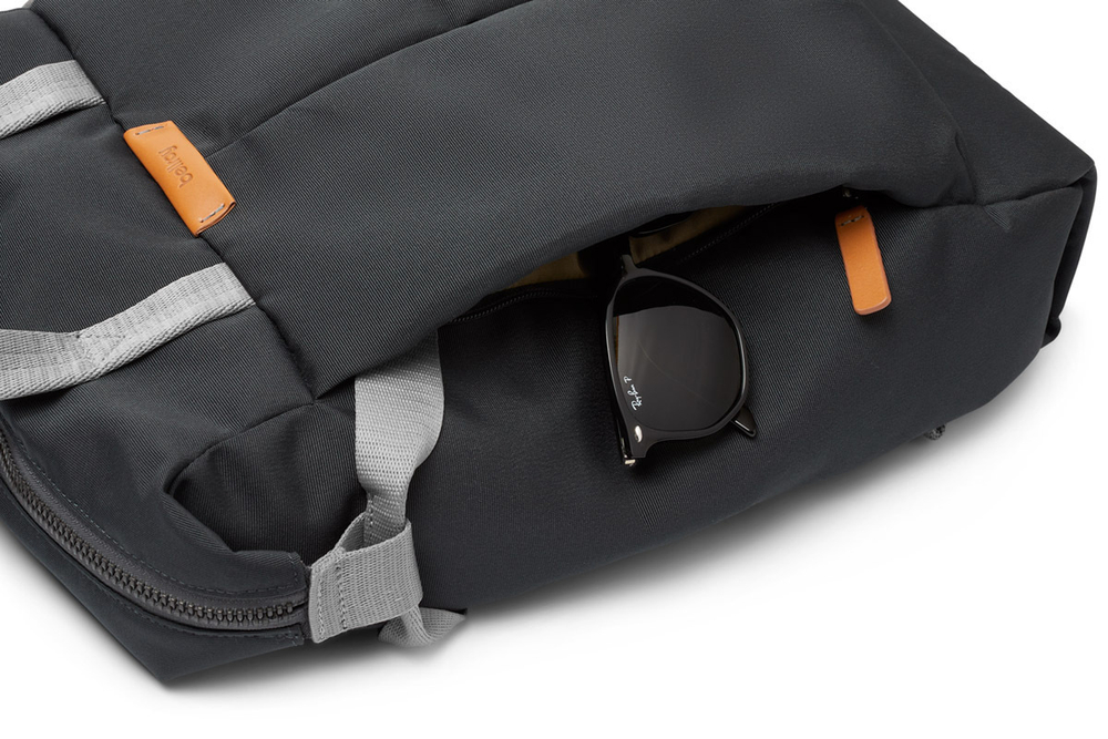 Рюкзак Bellroy Tokyo Totepack Compact 14L